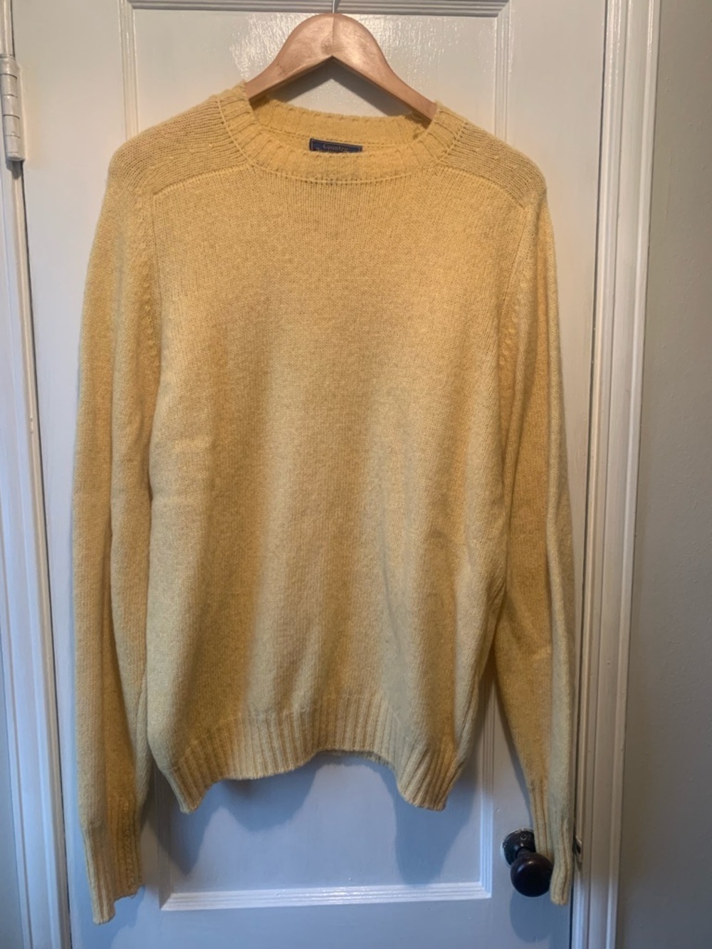 Pendleton Vintage Men's Washable Wool Crewneck Sweater in Butter Yellow Large